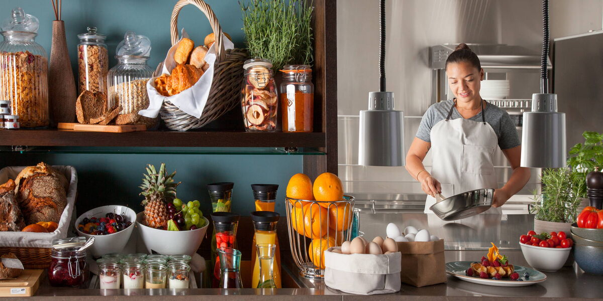 Frisch für Sie zubereitet – Frühstücks-Service im ACASA Suites