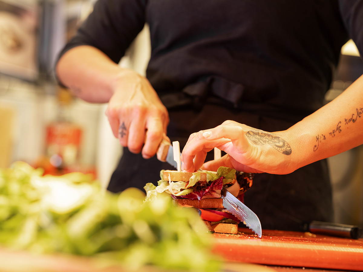 Restaurant Acasa mit authentisch süditalienischer Küche in Zürich Oerlikon