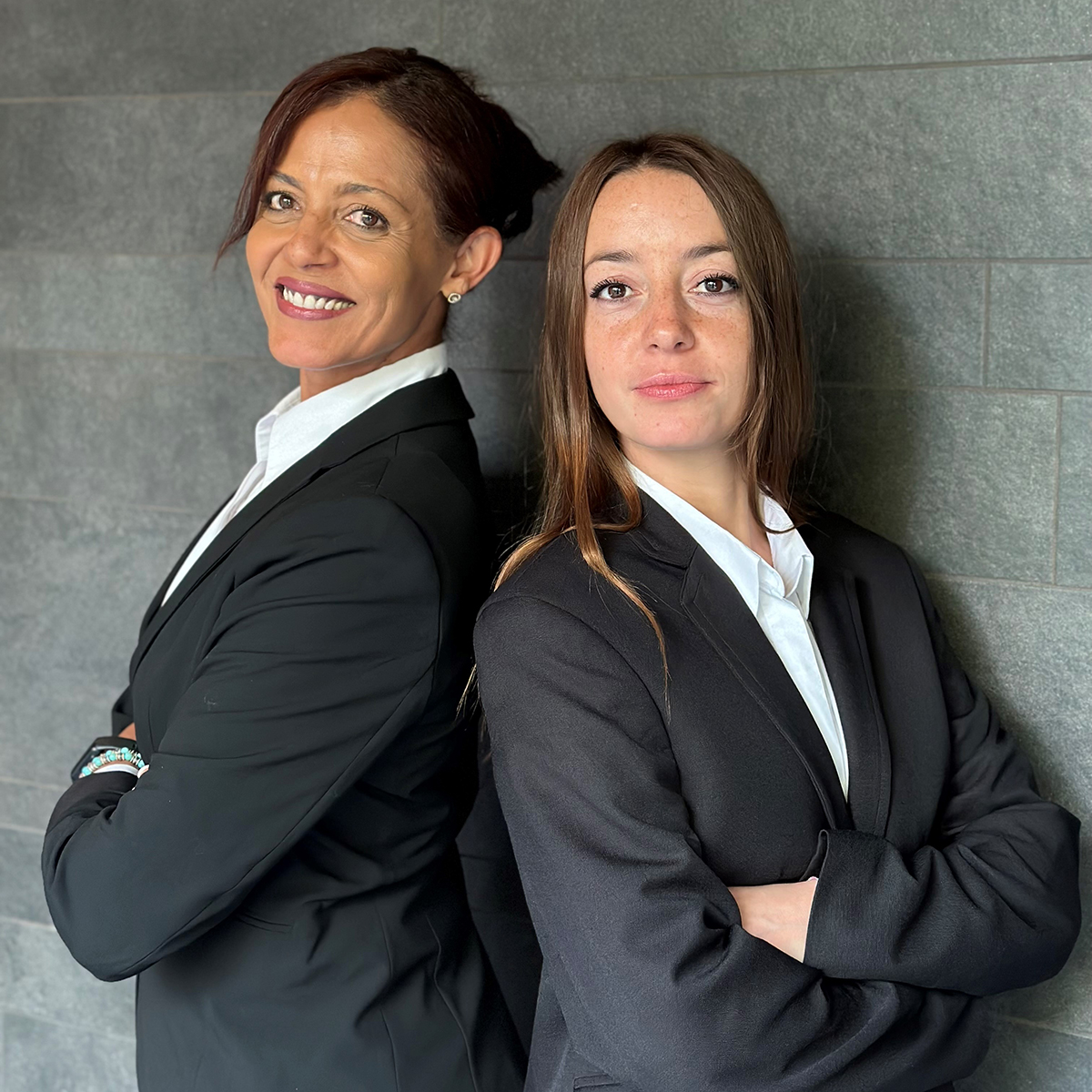 Regina und Alessia - Responsable for the Restaurant